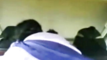 ग्रस्त द्वारा सुनहरे सेक्सी फिल्म चलने वाला बालों वाली,