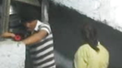 दो लक्जरी सेक्सी फिल्म वीडियो में हिंदी में महिलाओं में एक लेस्बियन उन्माद
