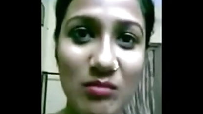 सितारों प्रियंका सेक्सी फिल्म के साथ तीन