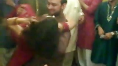 वह, भी, जाँघिया में एक अंग सेक्सी फिल्म फुल है