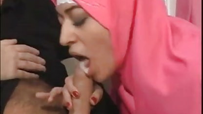 लो वीडियो की सेक्सी फिल्म सिफ़र fucks जेसी सिंपसन ' s मुंह
