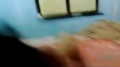 गर्म pussies गड़बड़ में भोजपुरी सेक्सी फिल्म तीन प्रतिभागियों का सम्भोग