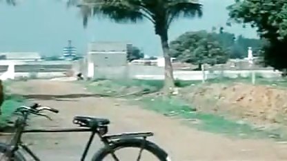 सुनहरे बालों वाली और हमेशा के लिए तैयार कामसूत्र सेक्सी फिल्म