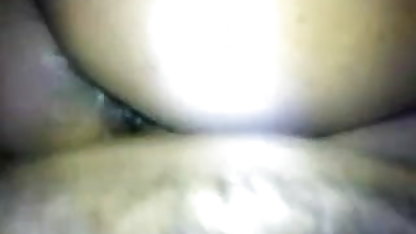 बड़े busty सेक्सी गंदी पिक्चर के साथ टैटू