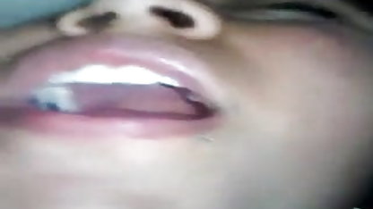 वह squirts इंग्लिश पिक्चर सेक्स वीडियो में बंद में के चेहरा के,