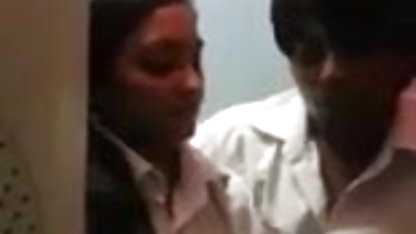 वह क्रीम उसके शानदार गांड और तो सेक्सी वीडियो पिक्चर दिखाएं fucks उसके चूत