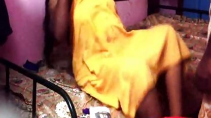 क्रूर अपहरण का उपयोग अमेरिकन सेक्सी ब्लू फिल्म करता है निहत्थी लड़की में जंगल