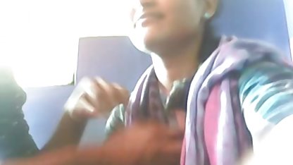 सुनहरे बालों वाली इंग्लिश पिक्चर सेक्सी सेक्सी और काले बालों वाली, होने लेस्बियन सेक्स पर के सोफा