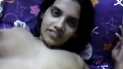 गोल-मटोल, भराई एक lolli सेक्सी फिल्म दिखा दे में उसके योनी