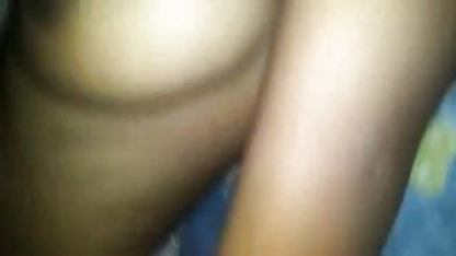 वह fucks सेक्स पिक्चर दिखाओ Ariella फेरेरा के स्तन