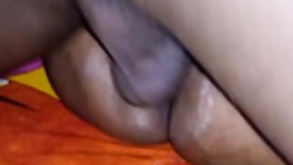 असल में वह उसे कार के साथ उसकी मदद करना चाहता है, लेकिन फिर वह पहले सेक्सी फिल्म से ही उसके मुंह में उसके मुर्गा है